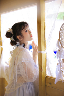 魔法使光之美少女